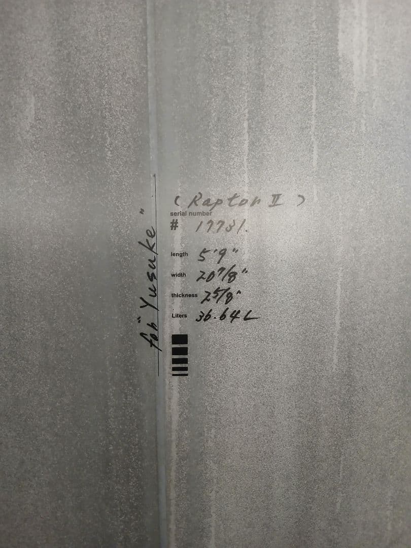 ジャスティスサーフボード RAPTOR II　tajima シェイプ