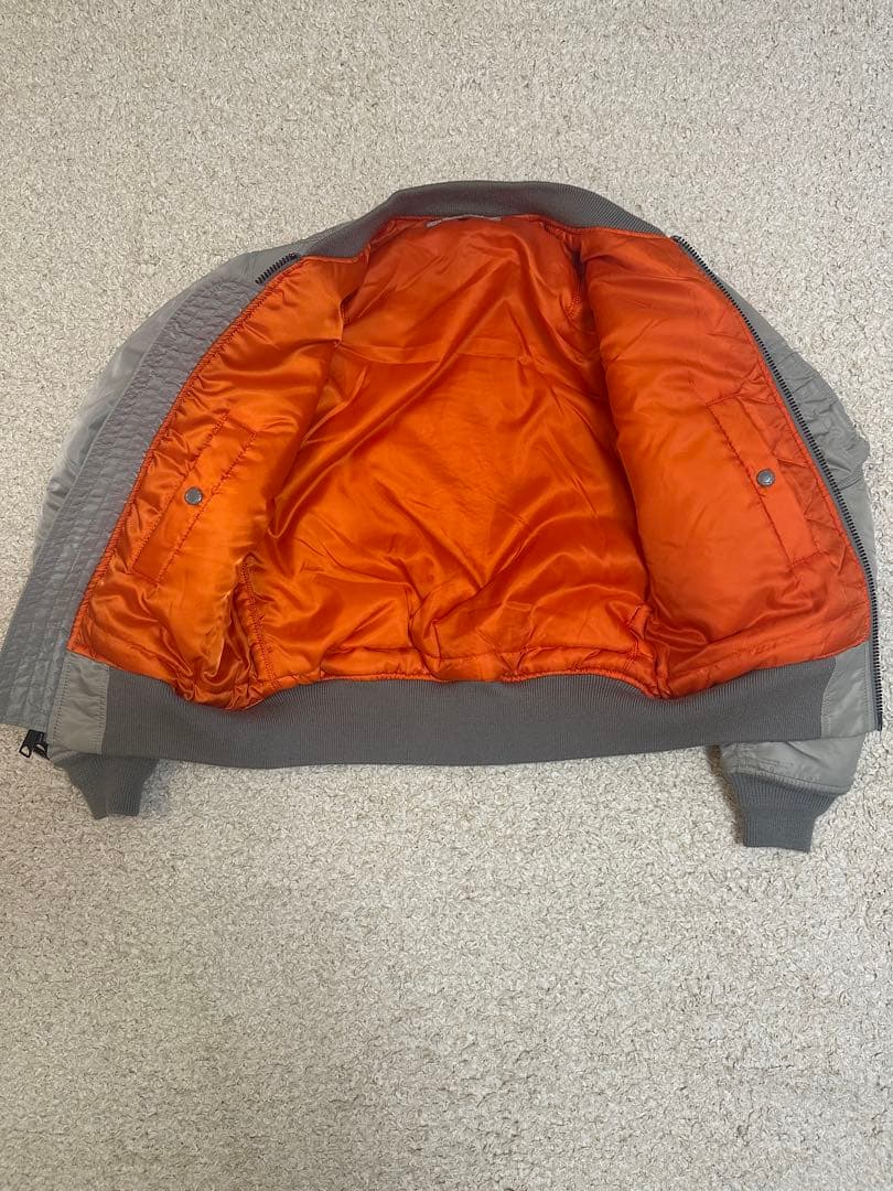 【美品】AVIREX MA-1 グレー　アビレックス　Mサイズ