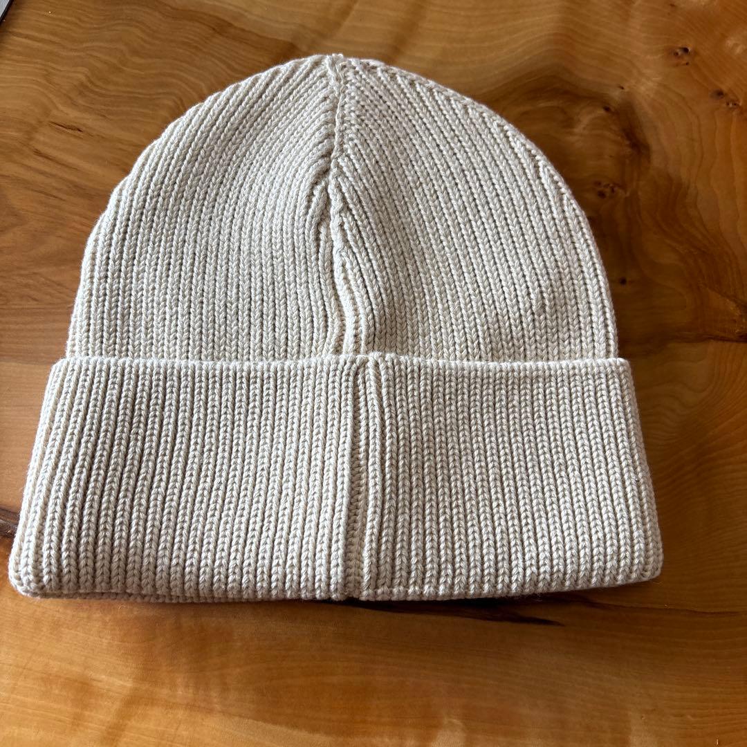 ホワイト ニット帽