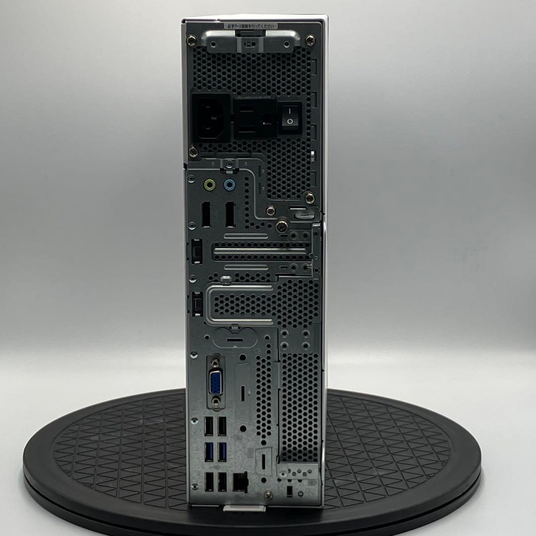 富士通 D7011/GX i7-10700 16GB windows11