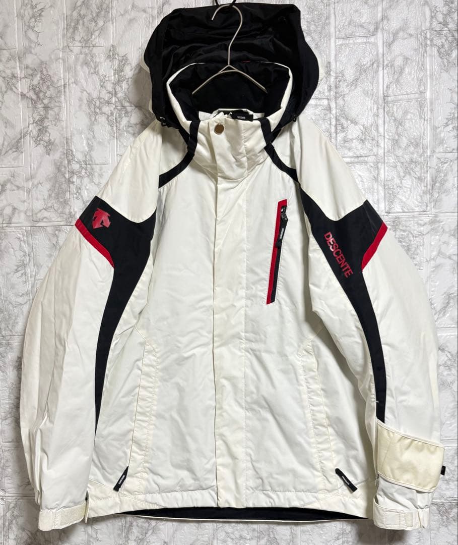 デサントDESCENTEスキーウェア　スノボウェア　メンズ　M