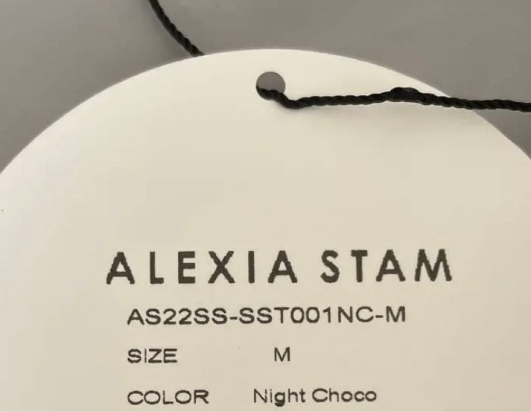 水着・ラッシュガード meg