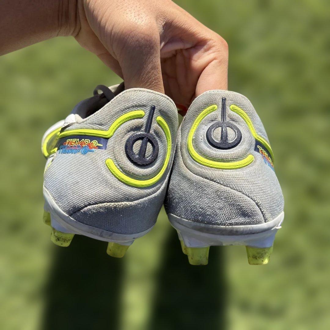 Nike Tiempo エリートAGサッカーシューズ・スパイク