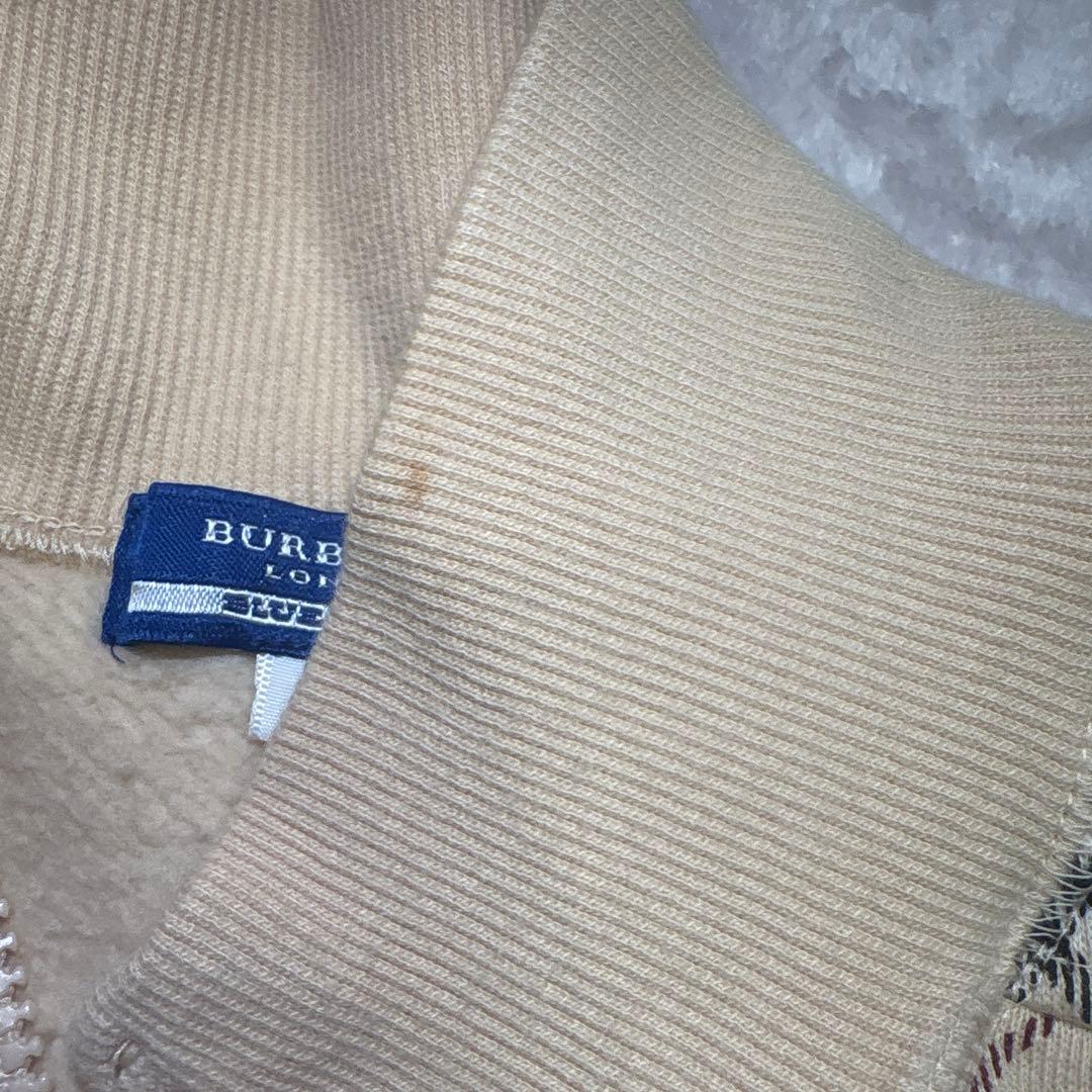 バーバリーブルーレーベルのノバチェック柄トラックジャケット