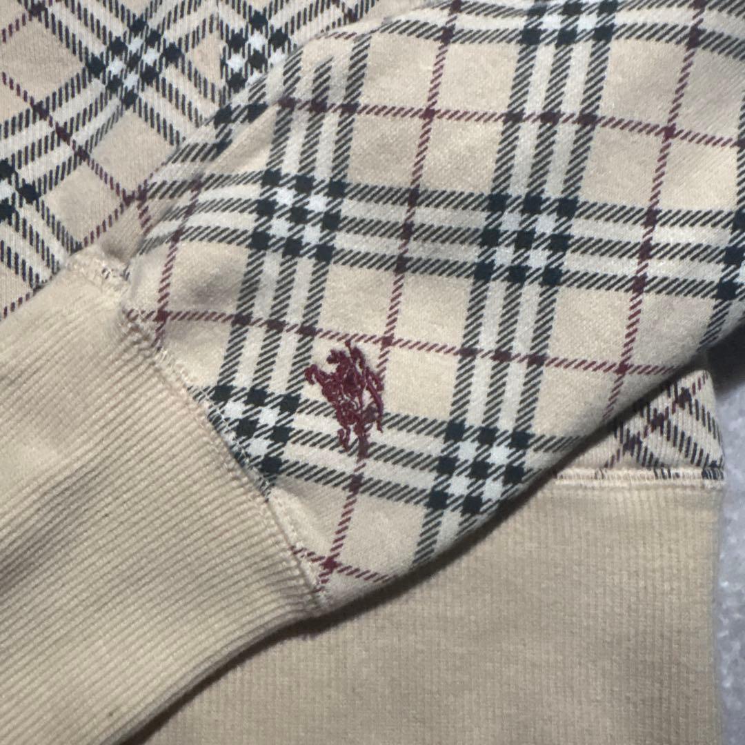 バーバリーブルーレーベルのノバチェック柄トラックジャケット