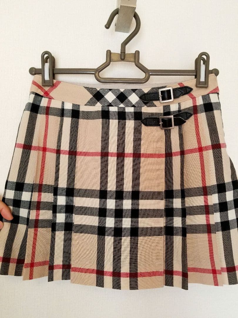 バーバリーキッズスカート 未使用近 ベージュノバチェック女の子120