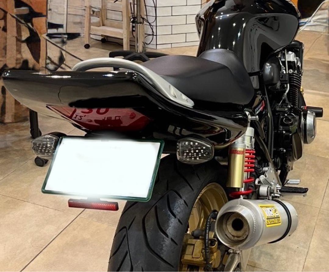 CB400SF nc39 ハネテールカウル　エビテールカウル