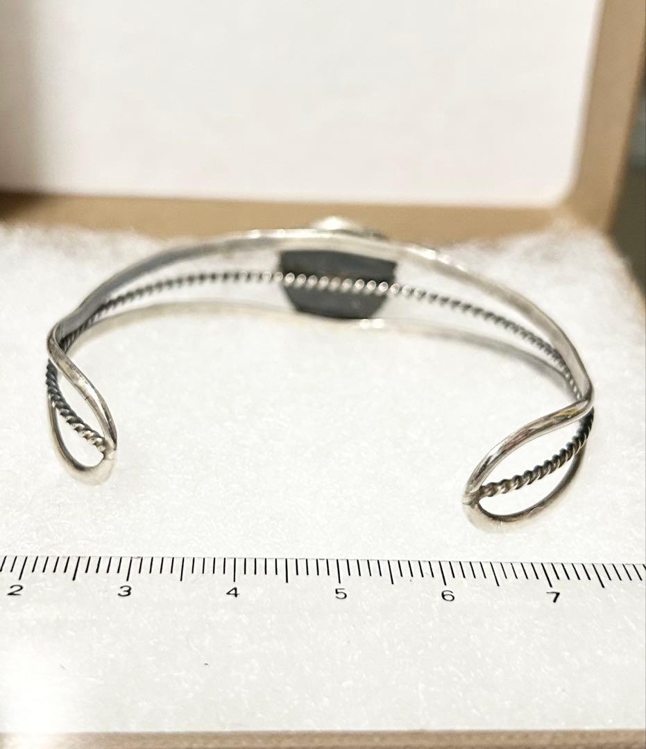 シルバーバングル