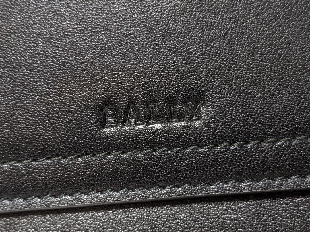 未使用品 バリー PESIL.O レザー クラッチバッグ セカンドバッグ