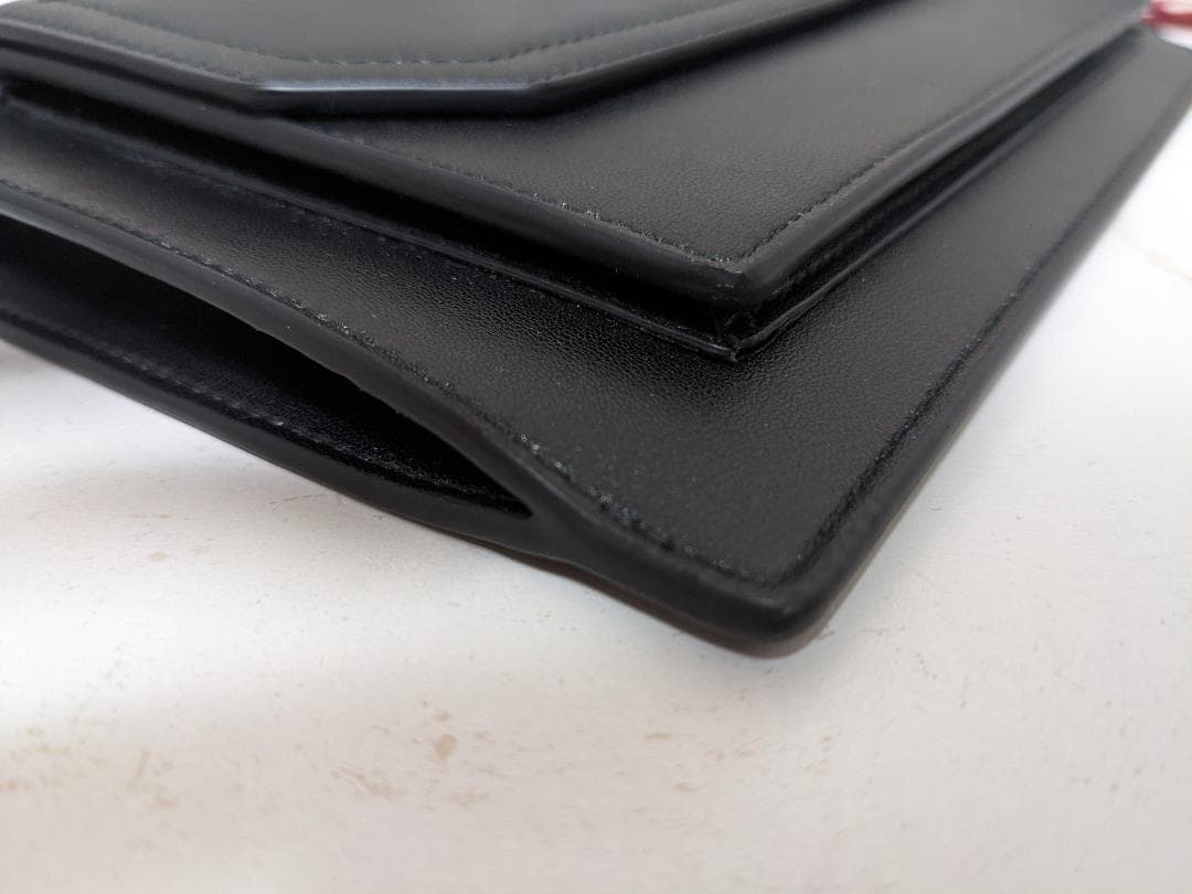 未使用品 バリー PESIL.O レザー クラッチバッグ セカンドバッグ