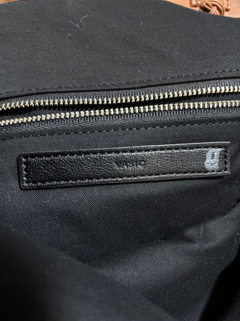 VASIC WELLS トートバッグ