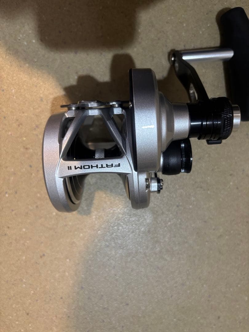 極美品 PENN FATHOM II 25NLD2 ペン ファゾム2 新品未使用