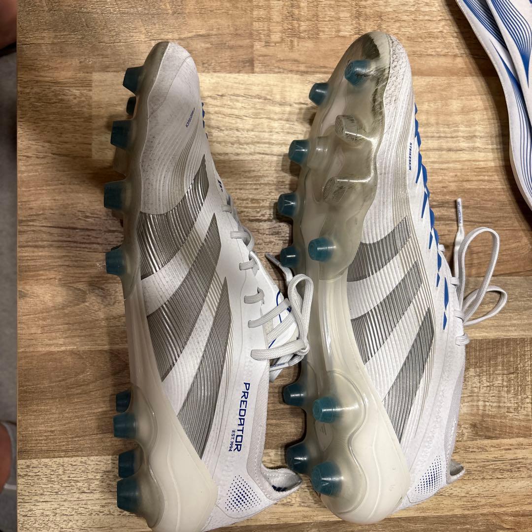 アディダス　サッカースパイク　プレデター ELITE HG/AG JAPAN