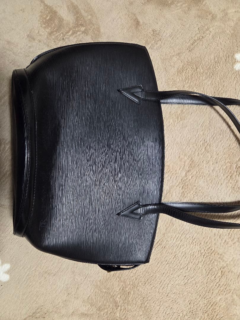 ルイヴィトンバック