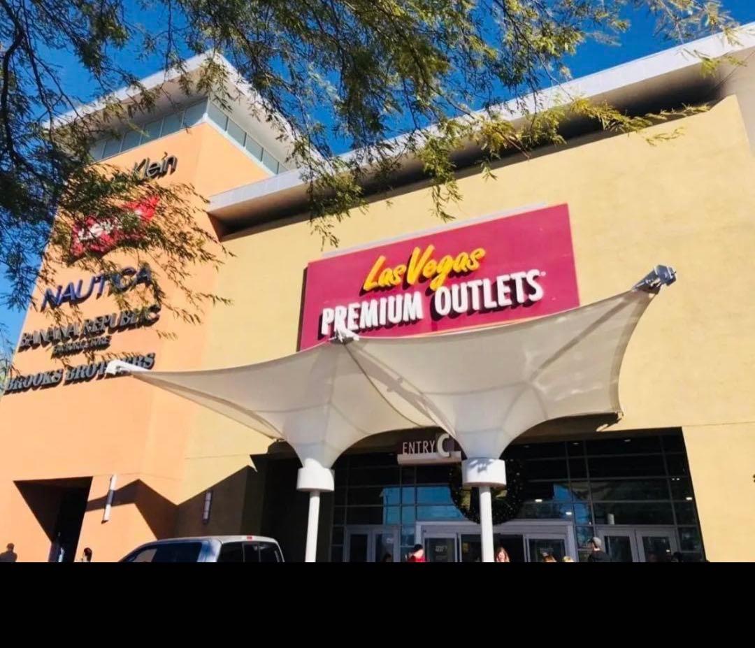 新作コーチCOACHスヌーピーコラボシグネチャー斜め掛けショルダー