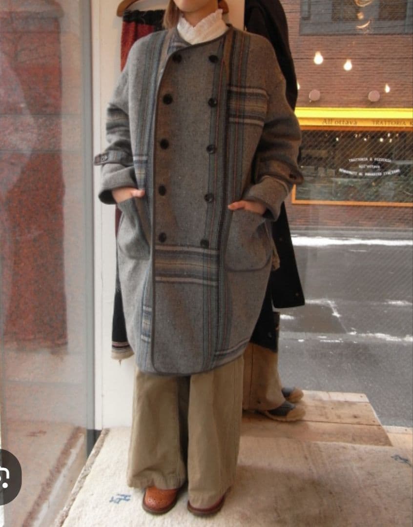 キャピタル　ウール二重織ビッグチェック女の子パフコート　超美品