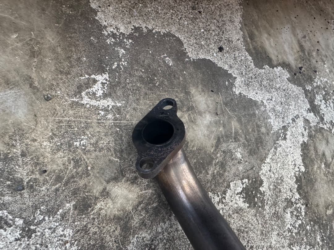 address V50 マフラー