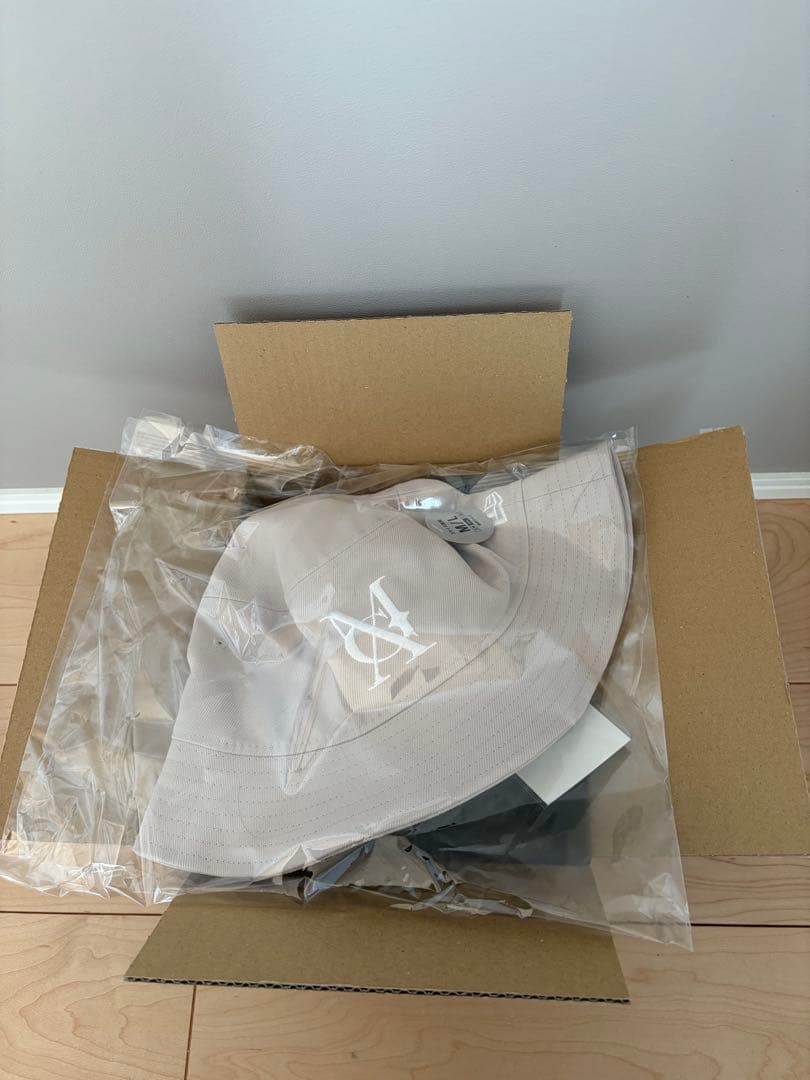 ミセス　スニダン　バケットハット