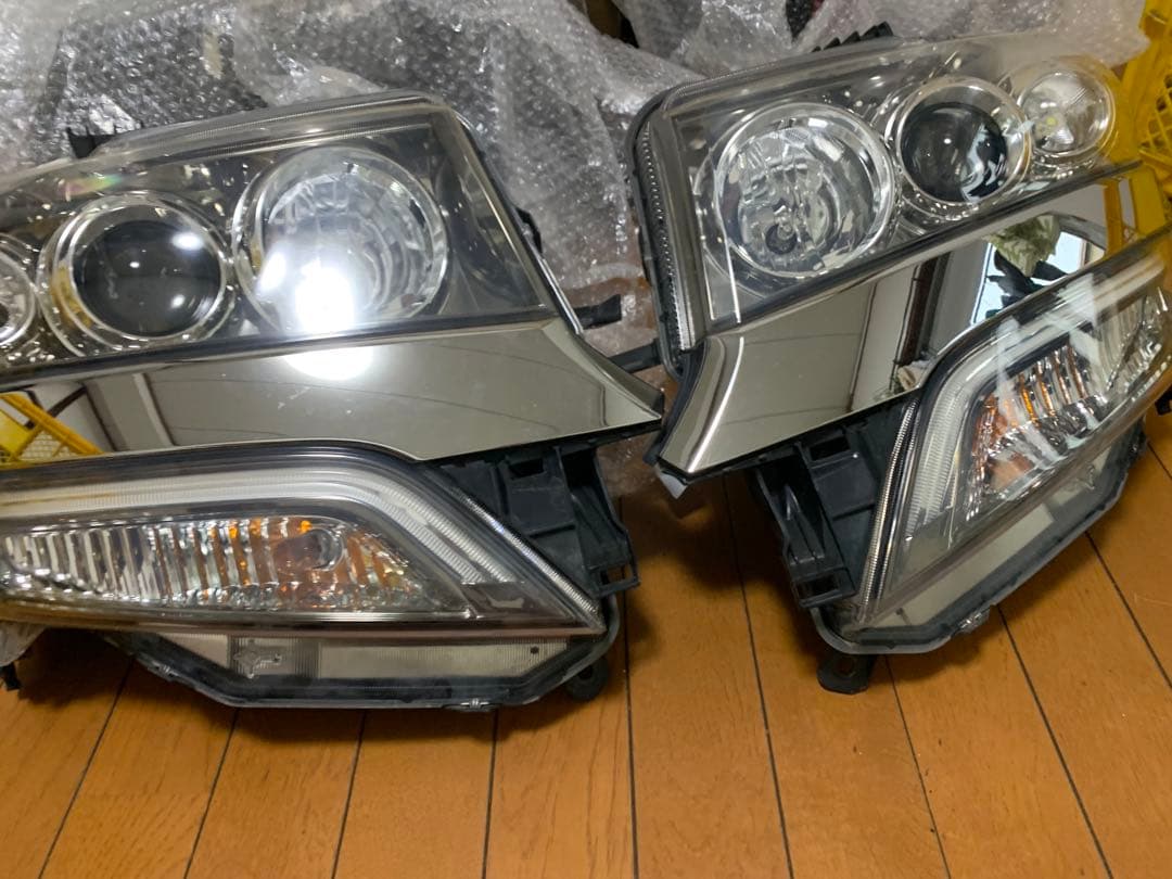 N Box カスタム　 ヘッドライト 左右セット クリアレンズ