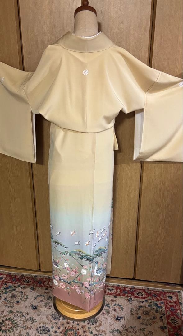 上質な加賀調　手描き友禅　作家物 三つ紋　【丸に橘】花鳥　松梅鳥文様　お手入れ済