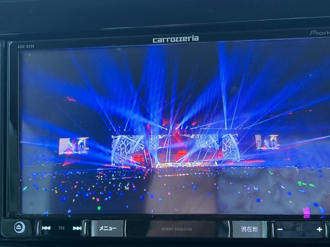 Carrozzeria AVIC-RZ99 インダッシュモニター