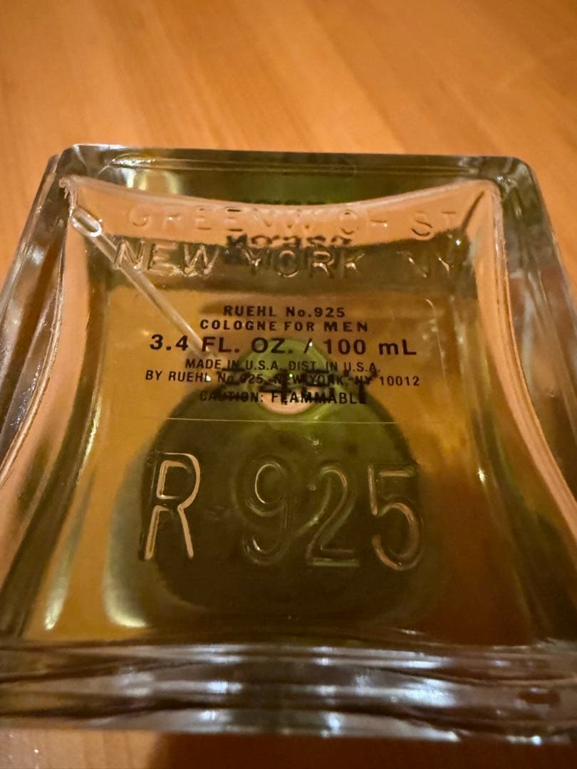 RUEHL No.925の香水100mlです。