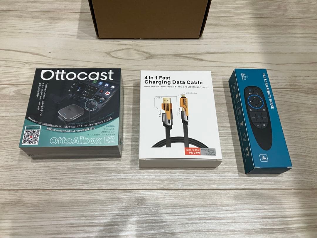 オットキャスト　OTTOAIBOX E2 CarPlay AI Box カーナビ