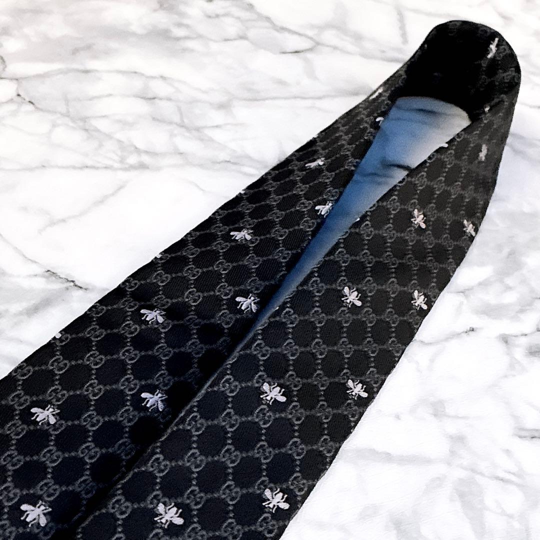 ✨未使用キレイ✨GUCCI 現行　GG柄　蜂　総柄　ブラック　ネクタイ