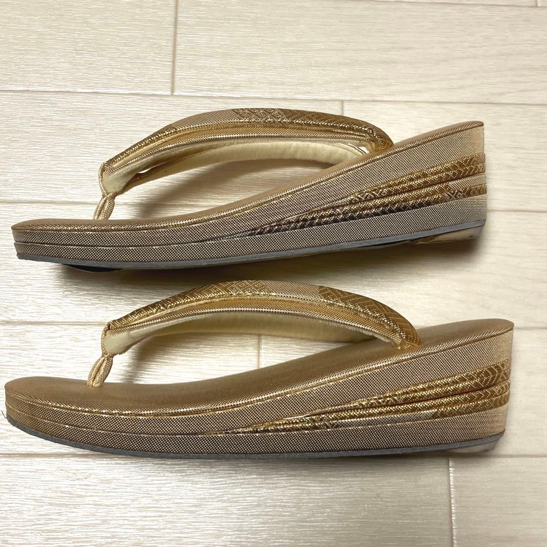 《美品・箱付き》東京胡蝶　草履バッグセット　帯地　ゴールド　二石草履フォーマル