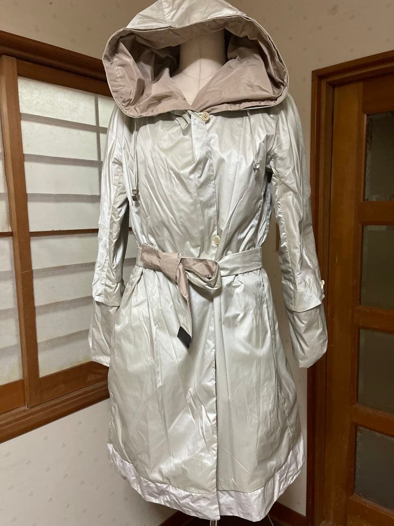 春物　軽量マックスマーラ　リバーシブルコート