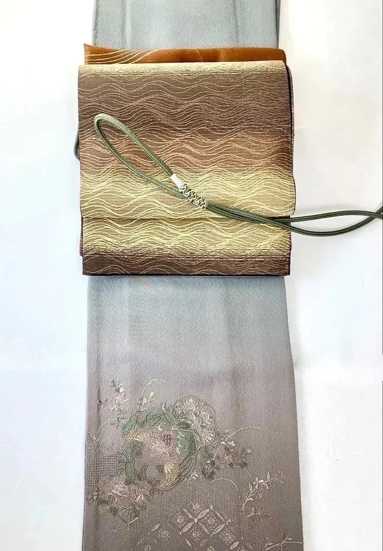 未使用 長期保存品 精緻な汕頭刺繍 上質正絹縮緬 訪問着 秀逸染めグラデーション