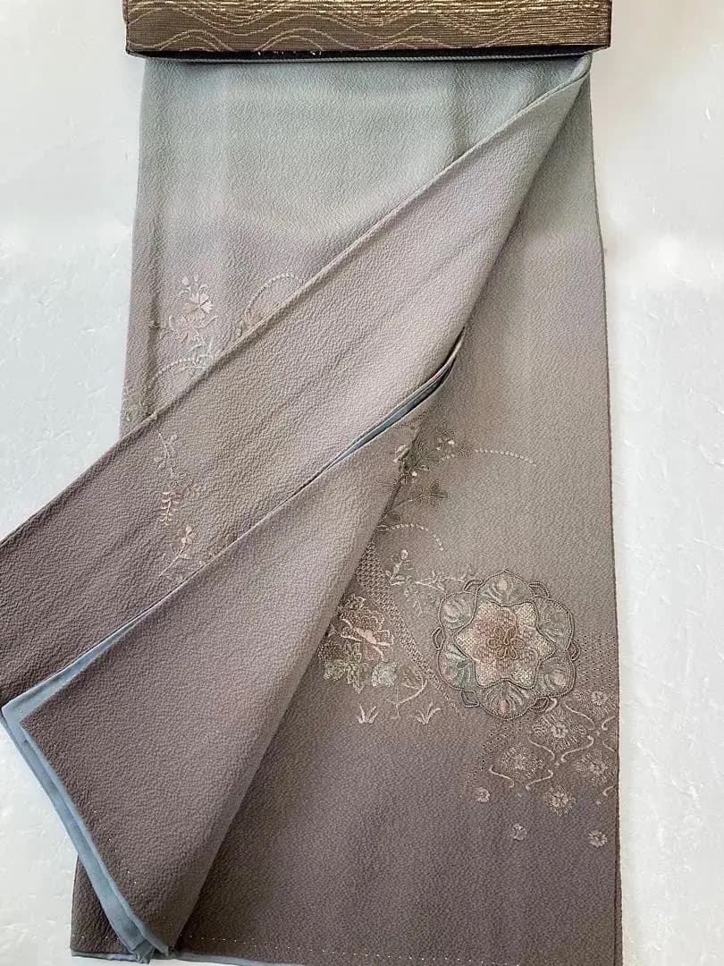 未使用 長期保存品 精緻な汕頭刺繍 上質正絹縮緬 訪問着 秀逸染めグラデーション