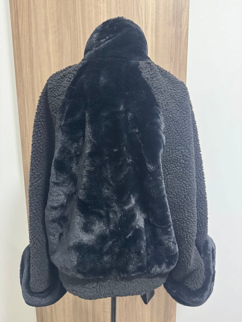 ラベルエチュード　ブルゾン　ブラック