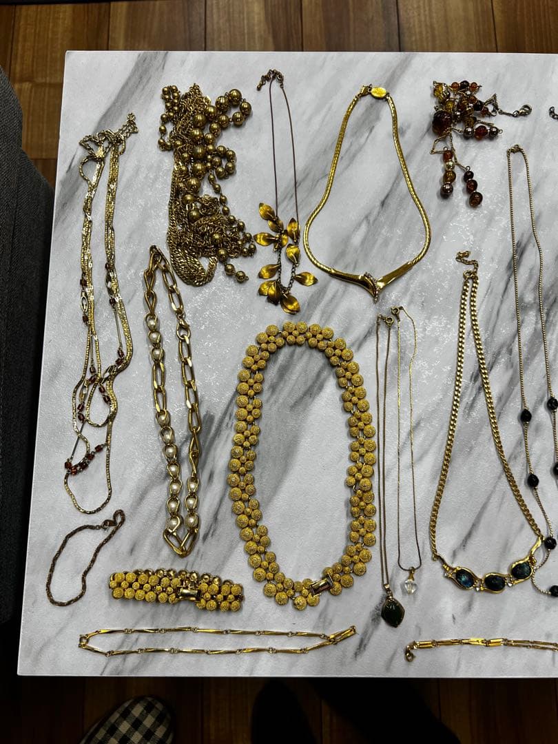 メッキアクセ、パール、水晶、天然石その他　アクセサリーまとめ売り