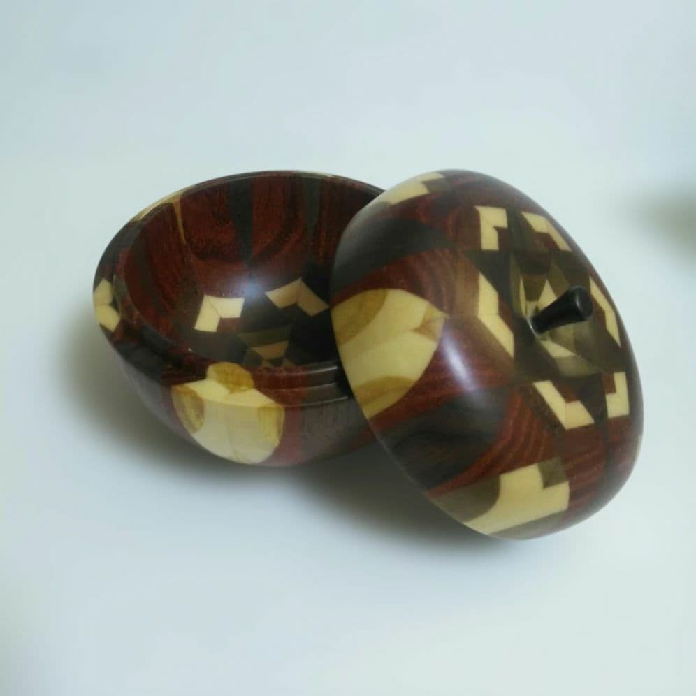 箱根寄木細工 りんご 小物入れ アクセサリーケース 工芸品 民芸品 木工 林檎