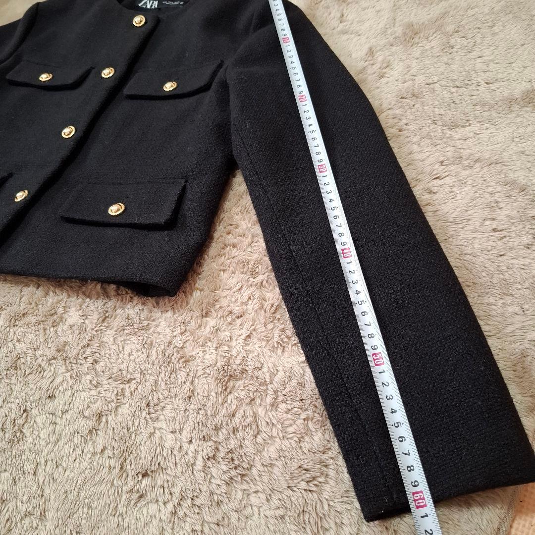 ZARA ノーカラージャケット S 黒　金ボタン