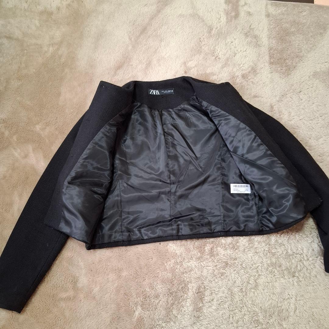 ZARA ノーカラージャケット S 黒　金ボタン