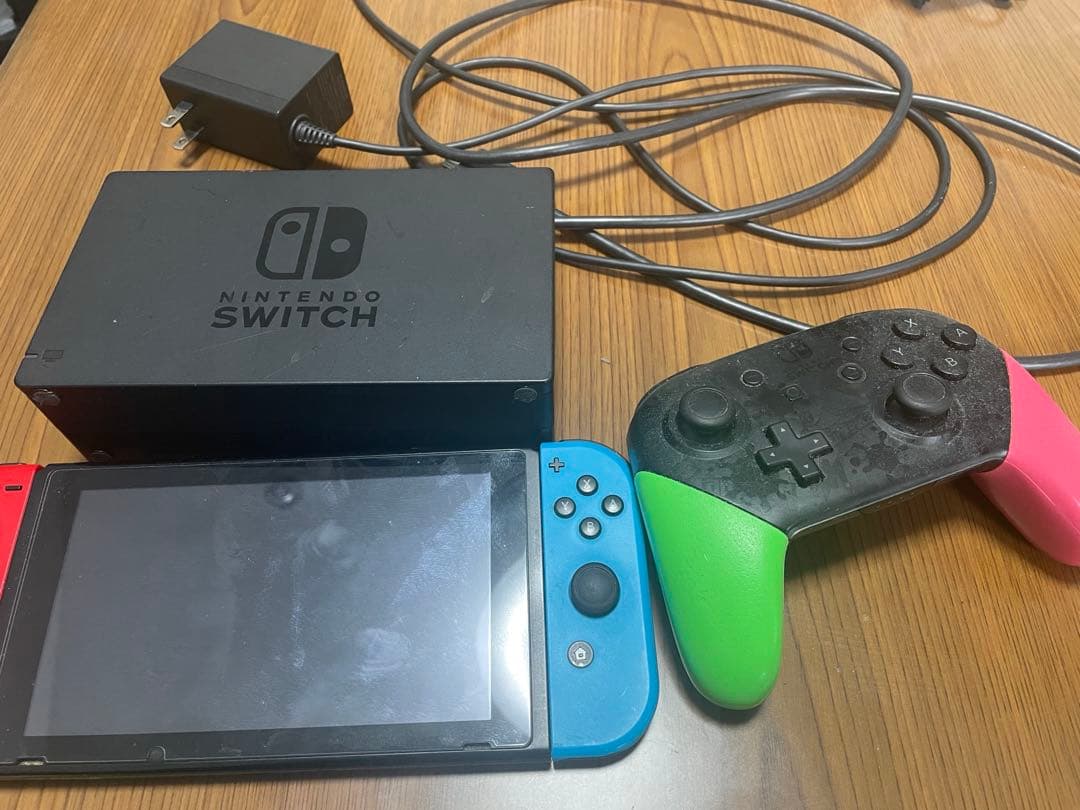 限定色Nintendo Switch 本体＋プロコン