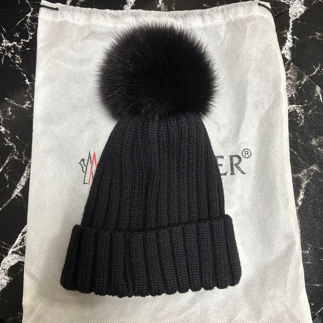 MONCLER ニット帽　黒