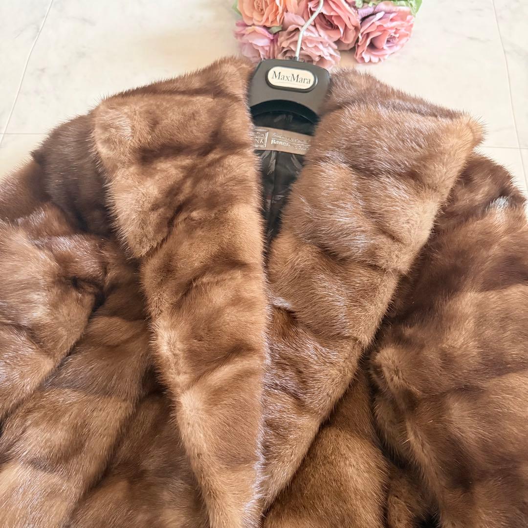 人気デザイン★サガ デミバフミンク クロップド ファーコート 毛皮 女優襟 横段