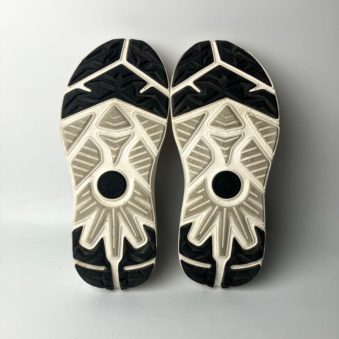 【美品】UGG アグ　CA805 V2 Remix 厚底スニーカー　黒　25cm