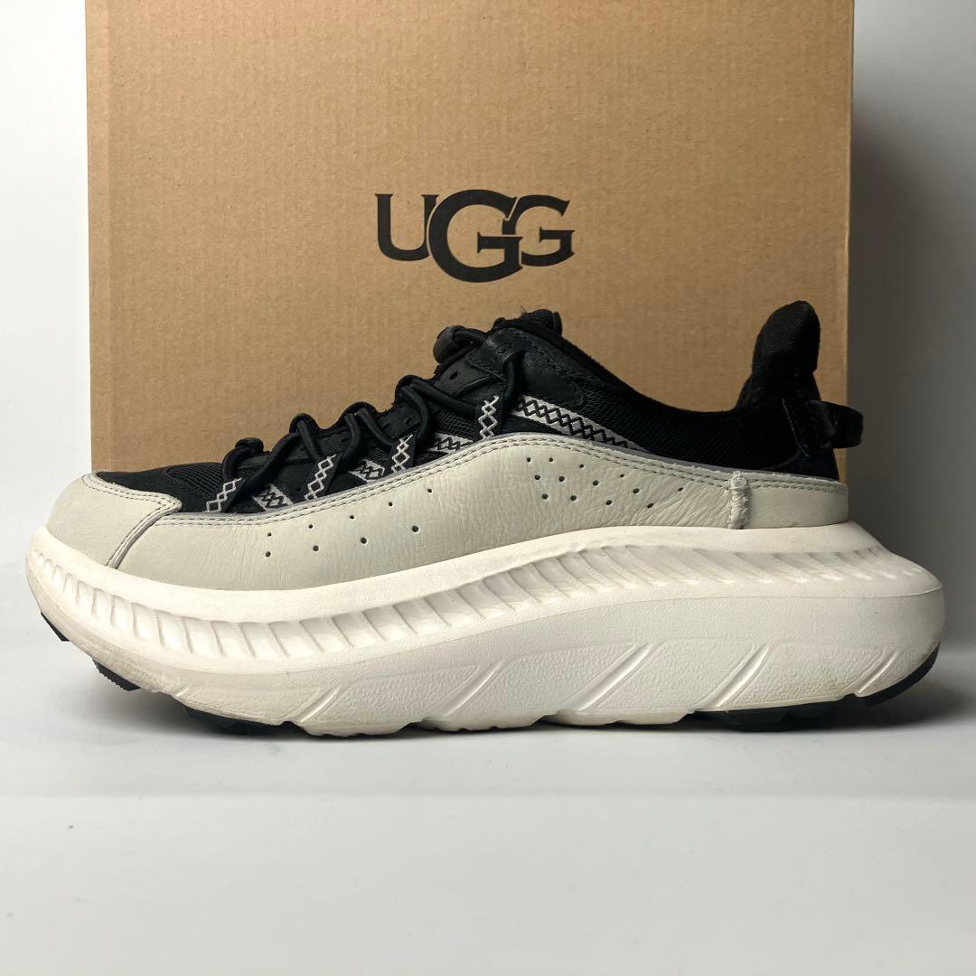 【美品】UGG アグ　CA805 V2 Remix 厚底スニーカー　黒　25cm