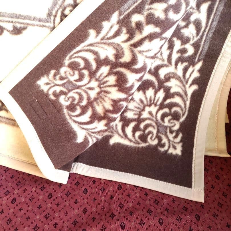 西川　カシミヤ　純毛エクセレントウール毛布　新毛　ダマスク柄　日本製　検品済