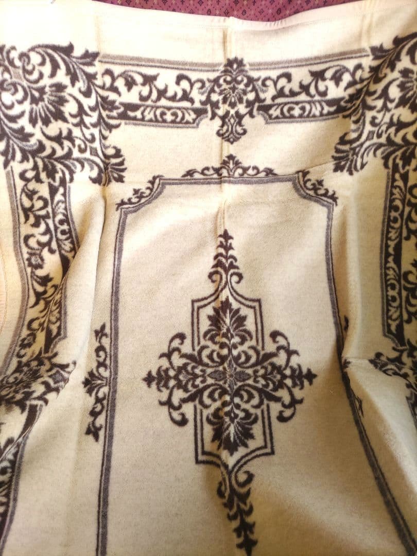 西川　カシミヤ　純毛エクセレントウール毛布　新毛　ダマスク柄　日本製　検品済