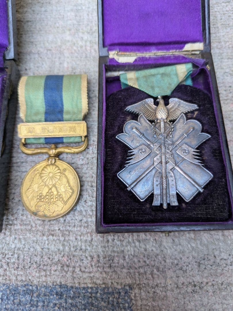 旧日本軍勲章 　功七級金鵄章　ほか6点一括で