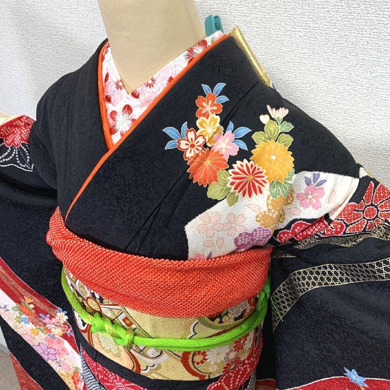 506z3〇オンディーヌ＆一蔵 高身長な方にも 振袖 古典柄 金駒刺繍〇成人式