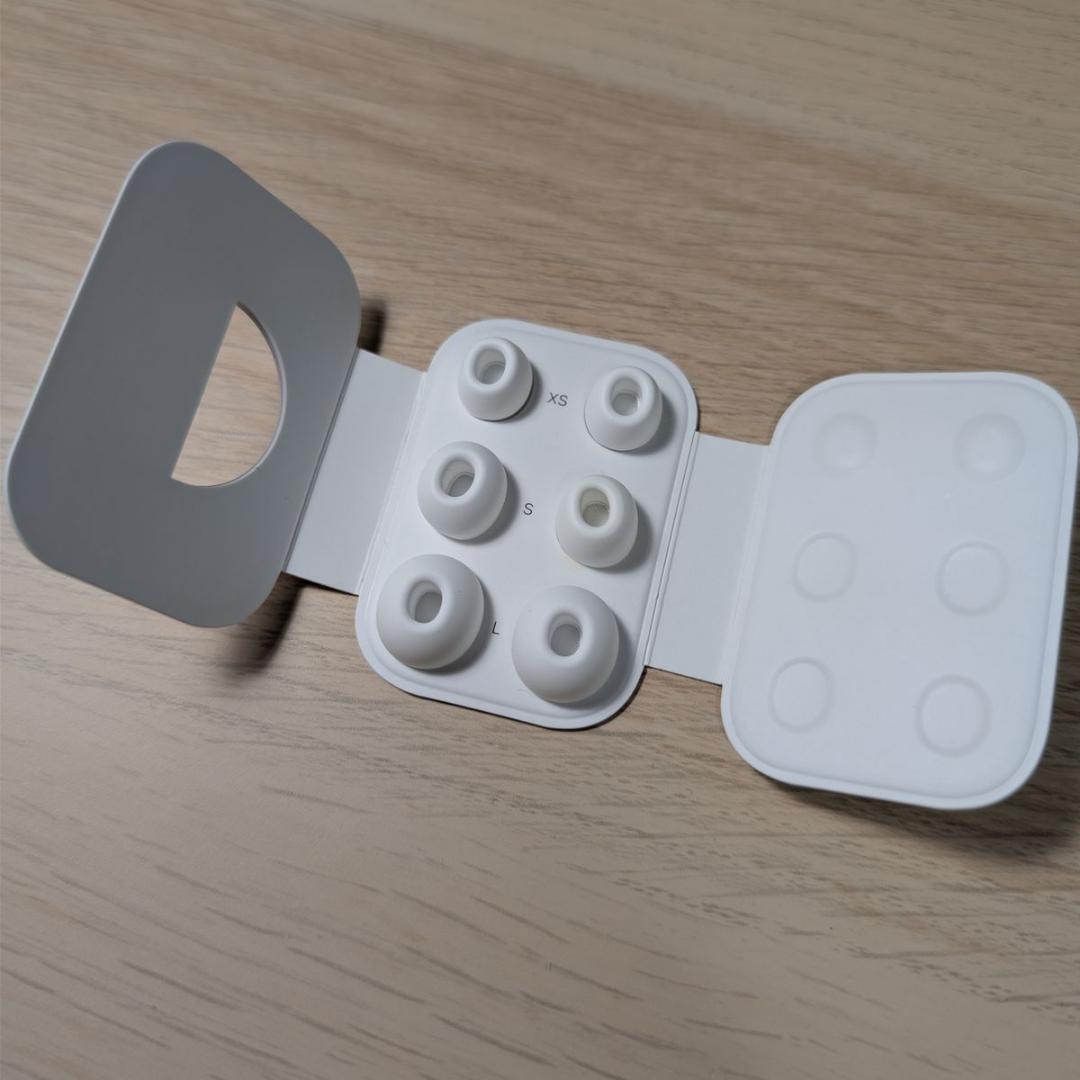 Apple AirPods Pro 2 第2世代 MQD83J/A おまけ付