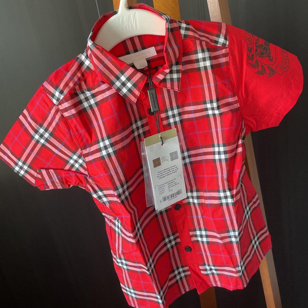 専用　新品　定価半額以下バーバリー キッズ　4Y 110cm 半袖チェックシャツ