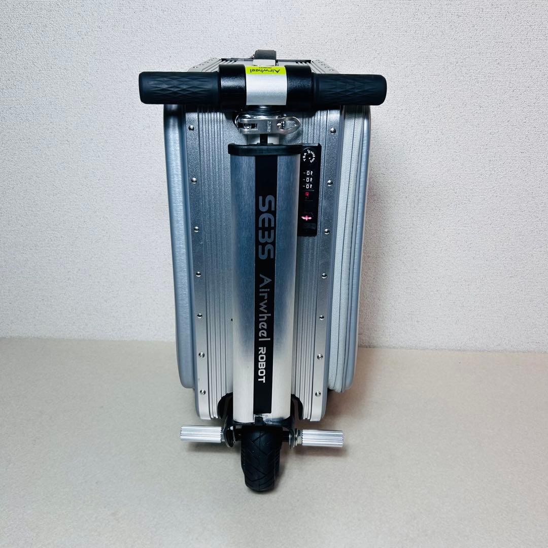 【未使用】Airwheel ROBOT 電動スーツケースSE3S