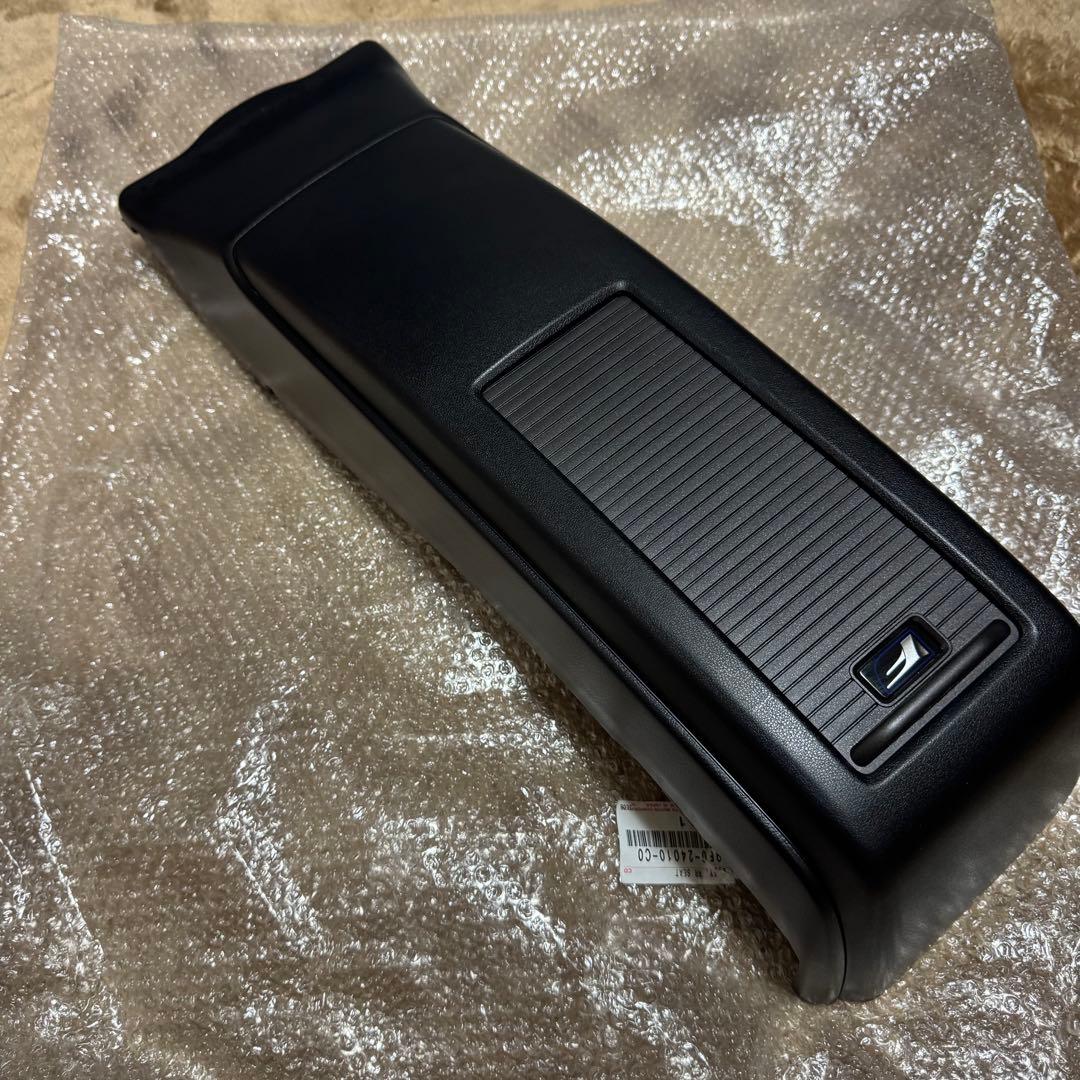 匿名配送 レクサス純正 LEXUS純正 RCF リアコンソール リヤコンソール